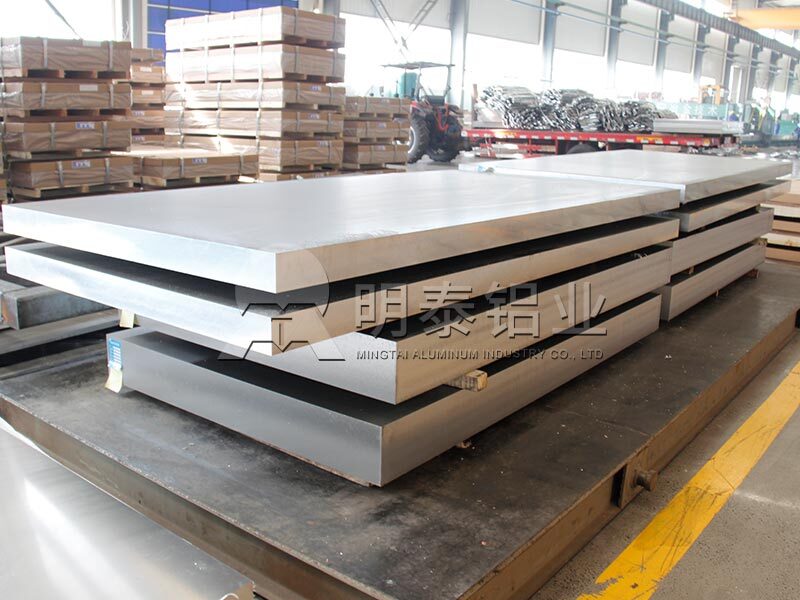 耀世铝业_5a02铝板厂家1吨价格多少钱？
