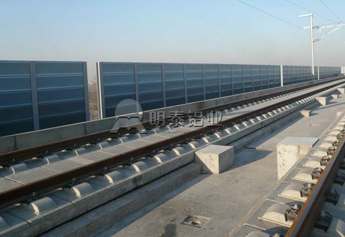 我公司喜获100吨高铁声屏障用5A03铝板合同